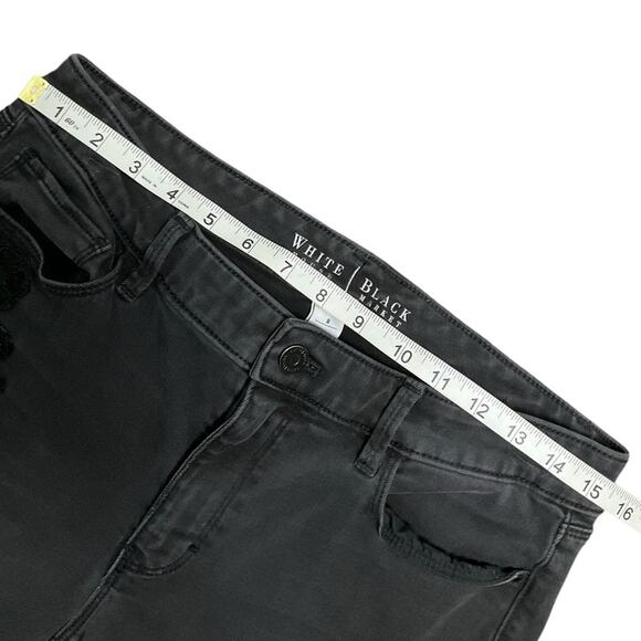 Women's Black Jeans with Embellishment WHBM Size 8 EUC - Picture 4 of 7